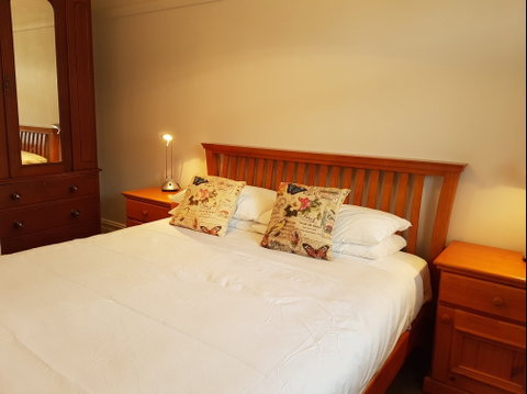 Newcastle Short Stay Apartments - Vista Apartment - Dalby Accommodation 2