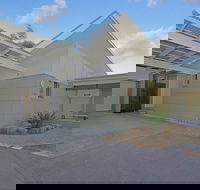 Ocean Beach House - Dalby Accommodation