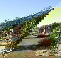 Overflow Cottages - Dalby Accommodation