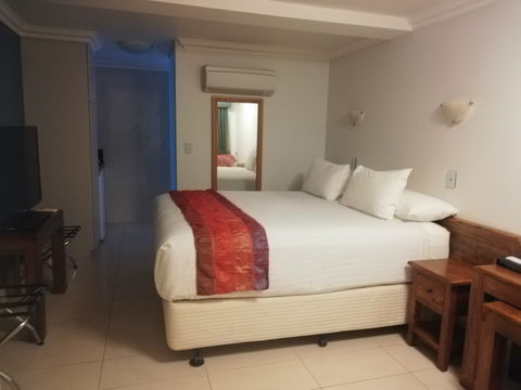 Point Samson Resort - Dalby Accommodation 2