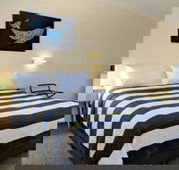 Sail Inn - Yeppoon - Dalby Accommodation