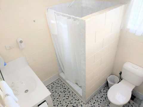 Sail Inn - Yeppoon - Dalby Accommodation 5