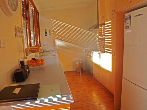 Sandy Shore Hideaway - Dalby Accommodation 2