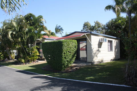 Sarina Palms Caravan Village - Dalby Accommodation 1