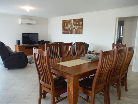 Seas The Day - Dalby Accommodation 1