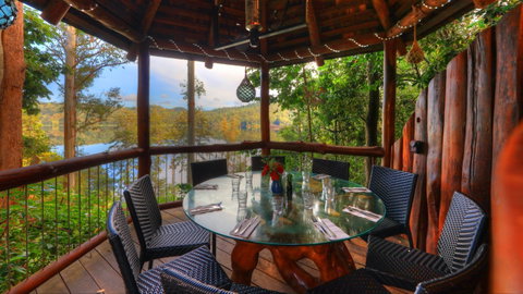 Secrets On The Lake - Dalby Accommodation 6
