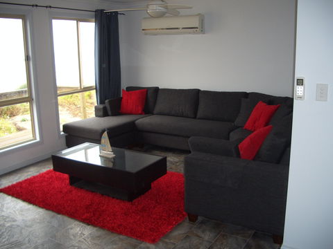 Sittin On The Beach - Dalby Accommodation 4