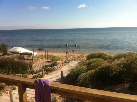Sittin On The Beach - Dalby Accommodation 8