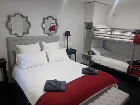 Spion Kopje 3 - Falls Creek - Dalby Accommodation 2