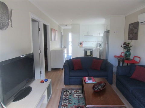 The Porthole - Dalby Accommodation 3