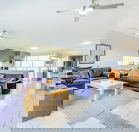 The Park Penthouse by Jervis Bay Beach Houses - Dalby Accommodation