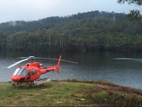 Tullah Lakeside Lodge - Dalby Accommodation 1