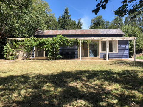 Turalla Truffle Cottage - Dalby Accommodation 0