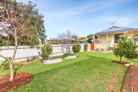 44 Ferguson Road - Quiet And Private And Welcomes Pets - Dalby Accommodation 2