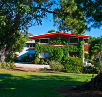 Alpenhorn Holiday Units - Dalby Accommodation