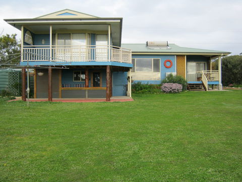 Baudins View Holiday House - Dalby Accommodation 0