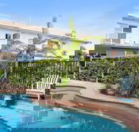 Beachcomber Peregian Beach - Dalby Accommodation
