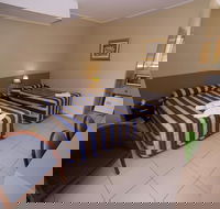 Bella Vista Motel Kariong - Dalby Accommodation