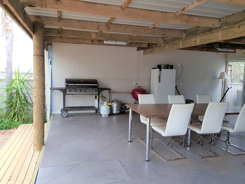 Cactus Hill - Dalby Accommodation 2