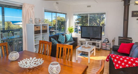 Carrickalinga SeaHaven - Dalby Accommodation 1