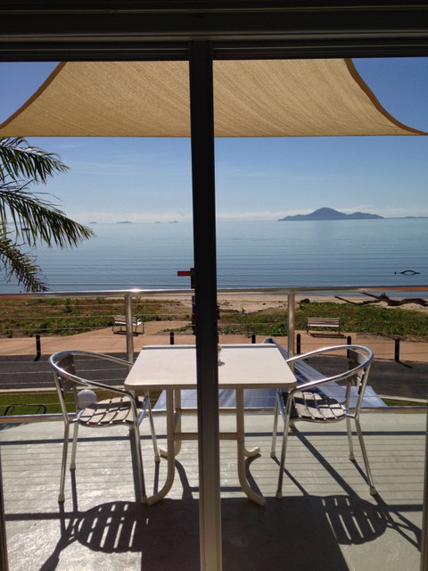 Cardwell Beachfront Motel - Dalby Accommodation 0