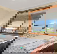 Century21 SouthCoast Reef  Vines Port Noarlunga - Dalby Accommodation