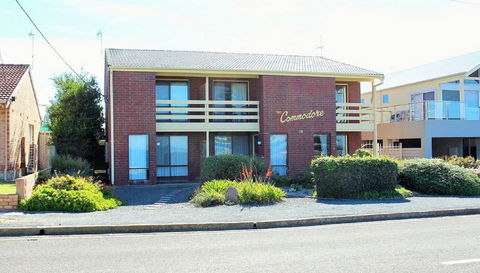 Commodore 2 - Dalby Accommodation 0
