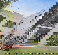 Duplex by the Sea - Dalby Accommodation