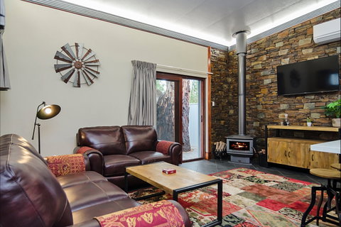 Eagle Foundry Bed & Breakfast - Dalby Accommodation 0