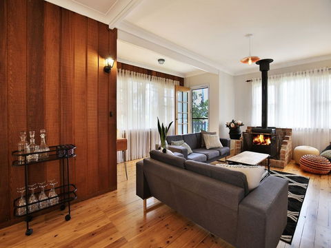 Hudson Bay At Basin View - Dalby Accommodation 2