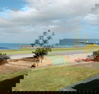 Jay Jay's Beach House - Dalby Accommodation