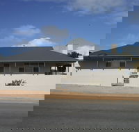 Jetty Views - Dalby Accommodation