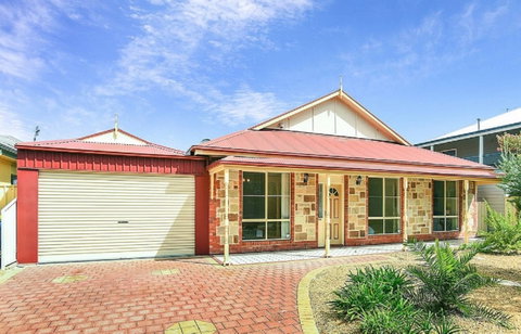 Marina Cove On Janz - Dalby Accommodation 0