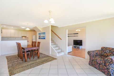 Marina Cove On Janz - Dalby Accommodation 1