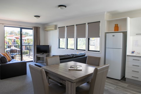 Noosa Lakes Resort - Dalby Accommodation 2