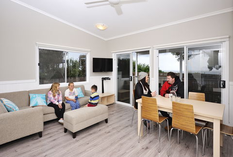 NRMA Portland Bay Holiday Park - Dalby Accommodation 2
