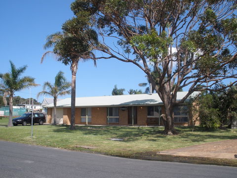 Ourimbah - Dalby Accommodation 0