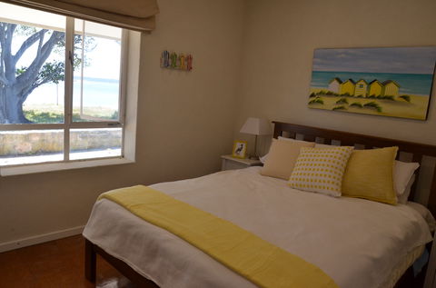 Ratcliff Cottage - Dalby Accommodation 2