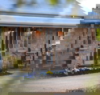 Riverline Cottage - Dalby Accommodation
