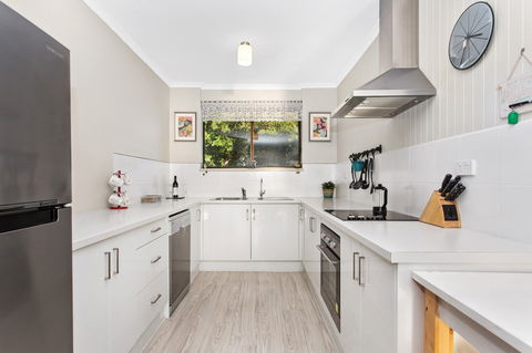 Shanti By The Sea - Dalby Accommodation 2