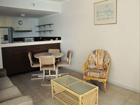 Spalding Lodge Unit 8 - Dalby Accommodation 1