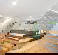 Sunset Beach - Surfside - Dalby Accommodation