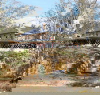 Swan Reach Hotel - Dalby Accommodation
