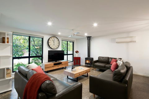 Tessies House - Dalby Accommodation 0