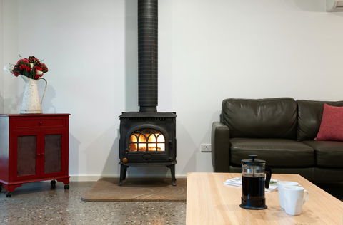 Tessies House - Dalby Accommodation 1