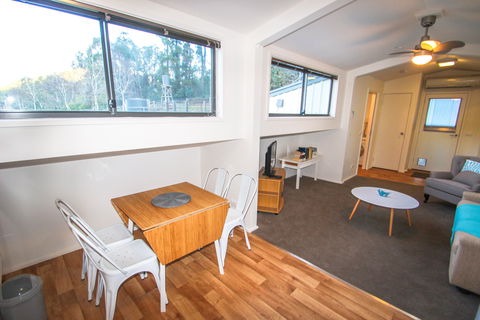 The Loft At Smoko Rise - Dalby Accommodation 1