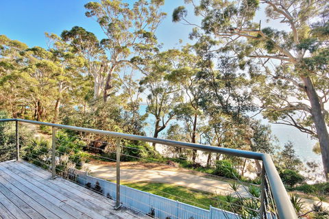 The Beach House  Jervis Bay - Dalby Accommodation 2