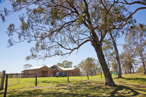 Tracks End Retreat - Dalby Accommodation 0