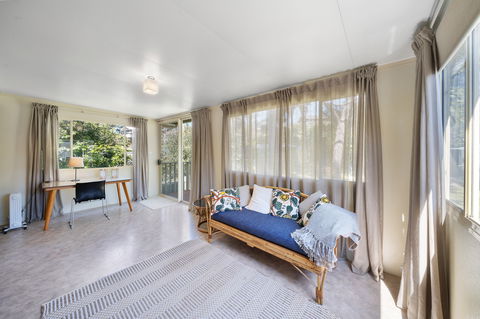 Vincentia Beach House - Dalby Accommodation 2