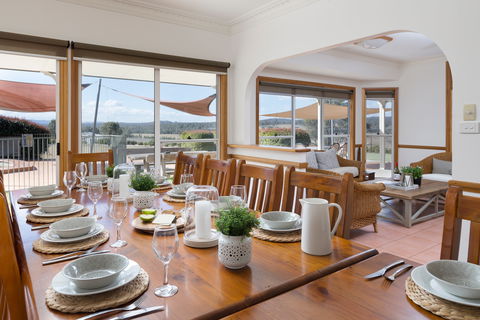 Windsors Edge Estate - Dalby Accommodation 1